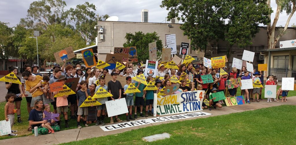 15 230.p.16 alice springs school strike.jpg